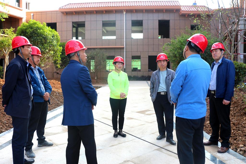 hίίy(tng)(zhn)Lƴ÷һ˺ͼԷĿ䌍(ji)ǰȫa(chn)